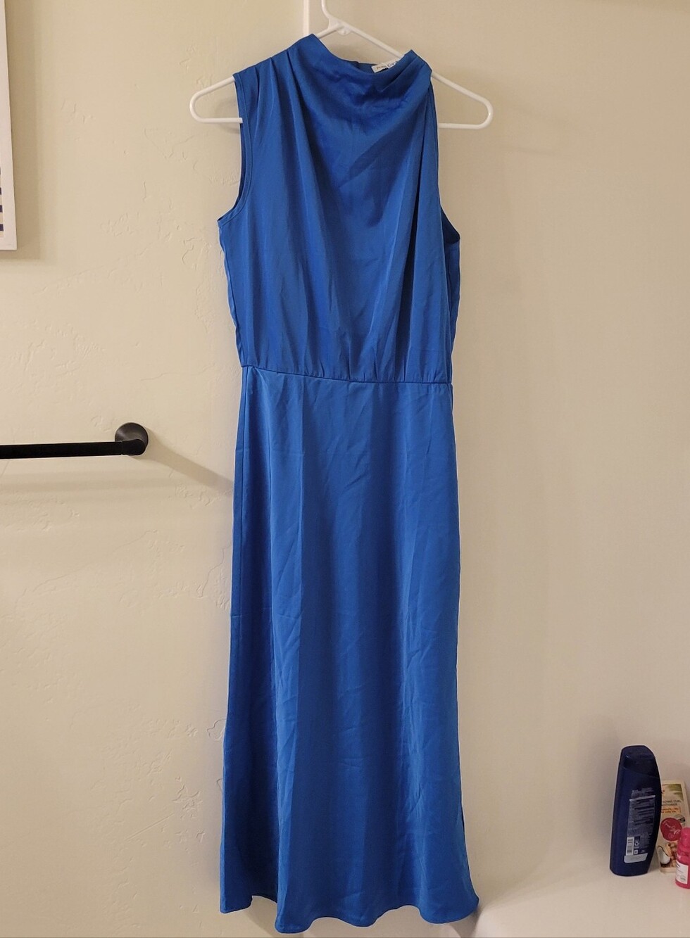 NWT Pretty GARDEN SLEEVELESS BLUE MAXI DRESS